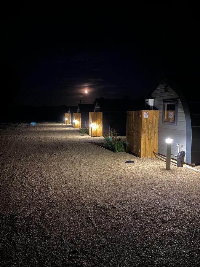 Mowbray Cottages & Glamping South Kilvington Exterior foto